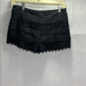 Sans Souci crochet lace black women short sz s